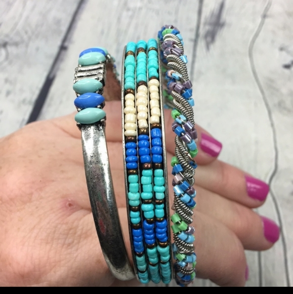 Bundle of 3 Southwestern  Beaded Bangle Bracelets - Picture 6 of 13